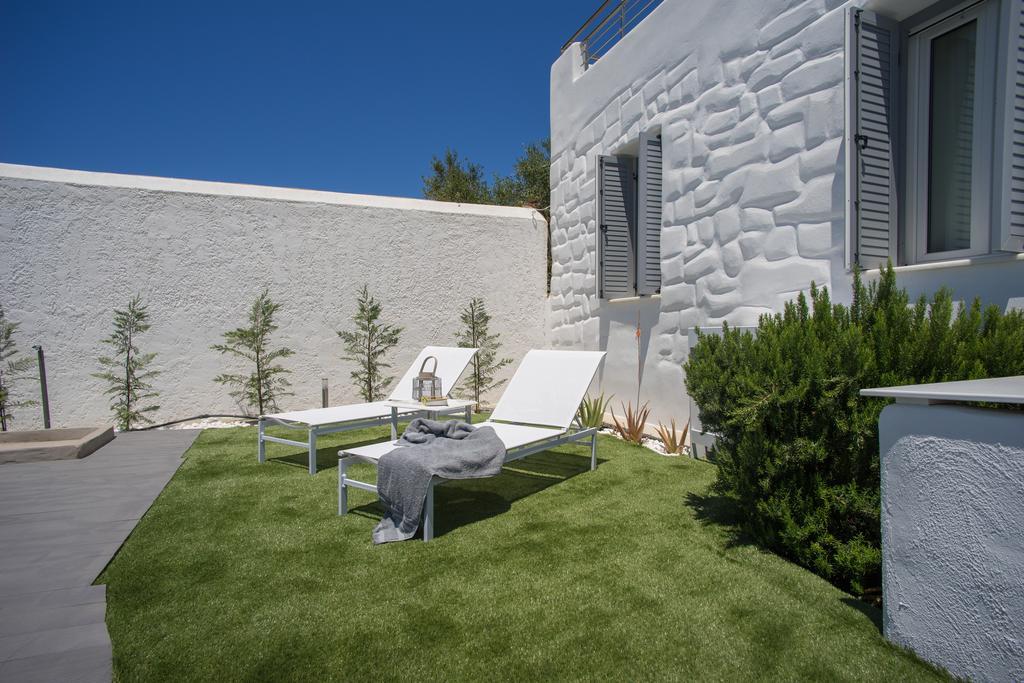 Azzurro Bianco Suites ปาริเกีย ภายนอก รูปภาพ